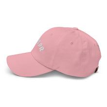 Cargar imagen en el visor de la galería, Hat unisex ( Oinks.pr)